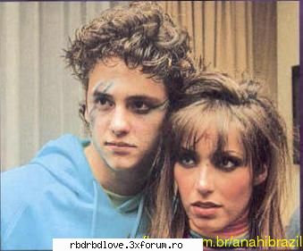 anahi cu cel mai urit barbat din lume!!!! - evident..urata cu urat doar nu ai vrea k - anahi